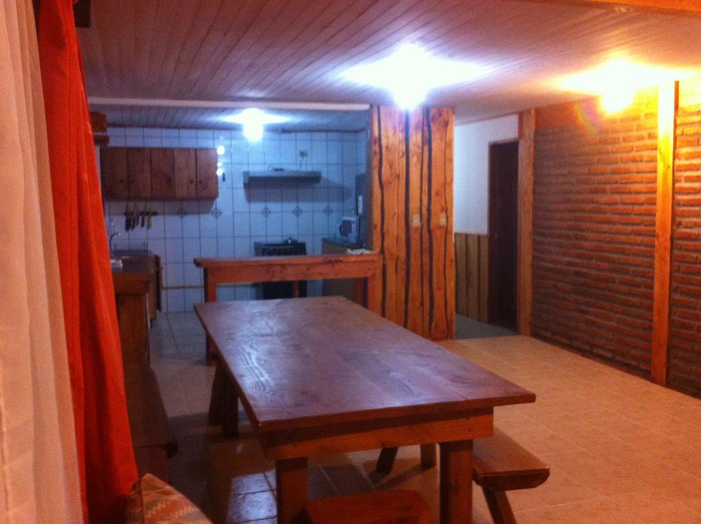 Ruka Pucon Hostel الغرفة الصورة